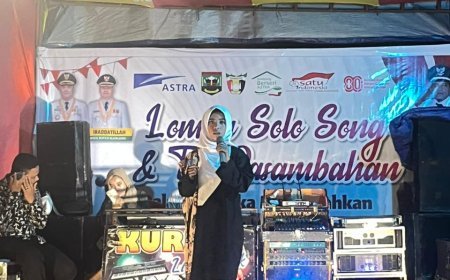 Santri SMP Akhlak Cendekia Muslim Ikuti Lomba Solo Song Memeriahkan HUT RI ke-80 di Nagari Pamatang Panjang