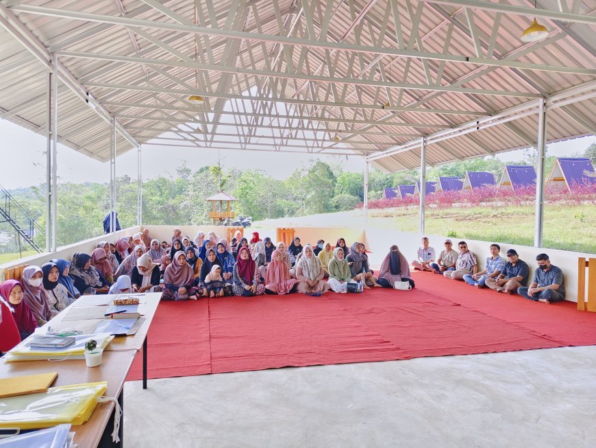 Laporan Bulanan Santri TK, SD, SMP Akhlak Cendekia Muslim: Mempererat Sinergi Sekolah dan Orang Tua dalam Mendidik Generasi Berakhlak