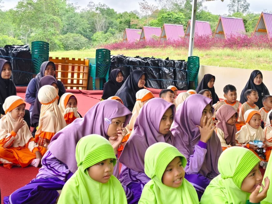 Dongeng Kemanusiaan Bangkitkan Empati Santri Cendekia Muslim untuk Palestina