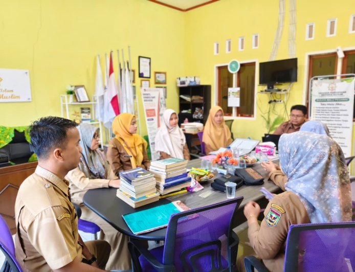 Menuju Pendidikan Legal dan Berkualitas: KB Akhlak Cendekia Muslim Terima Visitasi Perizinan